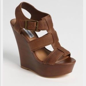 Steve Madden WANTING wedges